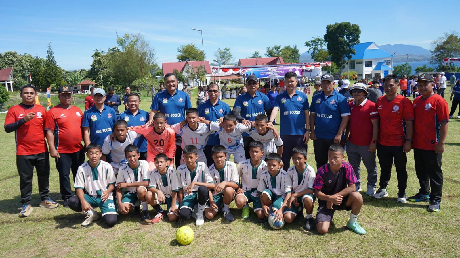 Antusias dan Semangat Pelajar Toba di Turnamen Olahraga